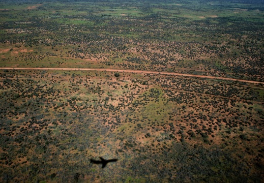 Flug nach Alice Springs (22 visits)
Das Outback auf dem Flug von Adelaide nach Alice Springs ist mehr grün wie rot. Das lag dara... Flug nach Alice Springs