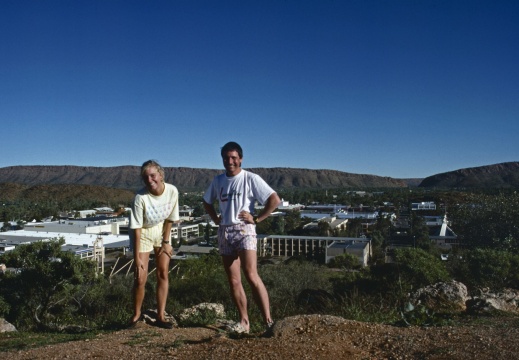 Alice Springs - Anzac Hill (21 visits)
Wenn man als Backpacker unterwegs ist, trifft man oft jemanden mit dem man was zusammen unternehm... Alice Springs - Anzac Hill