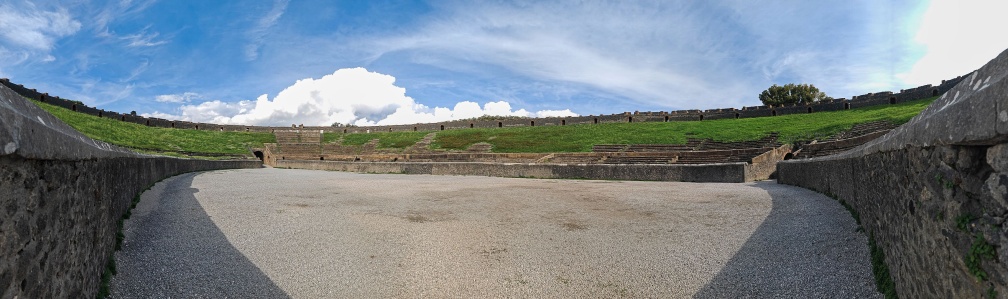 20241024-0395_Pompeji_241024_JZEbLrrv_Amphitheater.jpg
