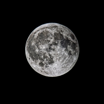 Mond im Teilschatten