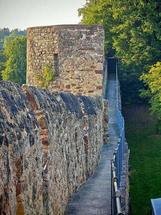 Eifel/Pfalz-Tour: Hillesheim - Stadtmauer