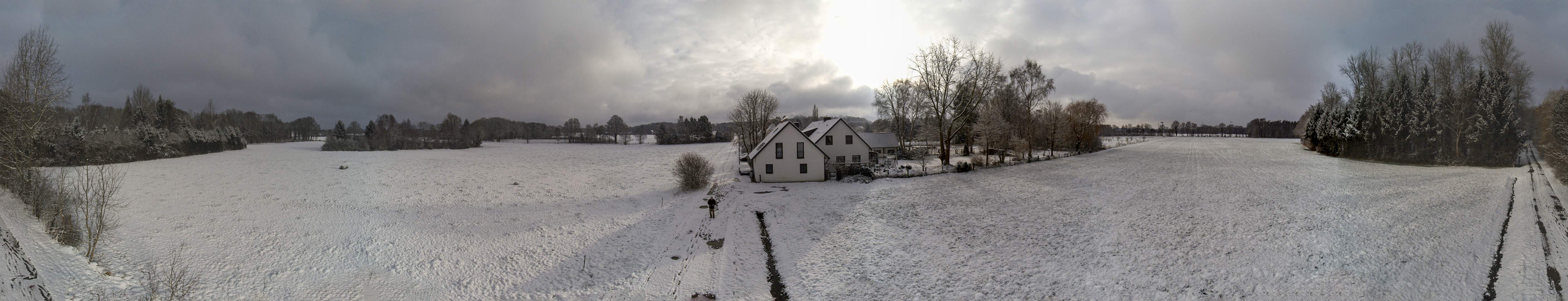 18-02_Hüninger Weg_Y00080_ZWPI7Zbv.jpg